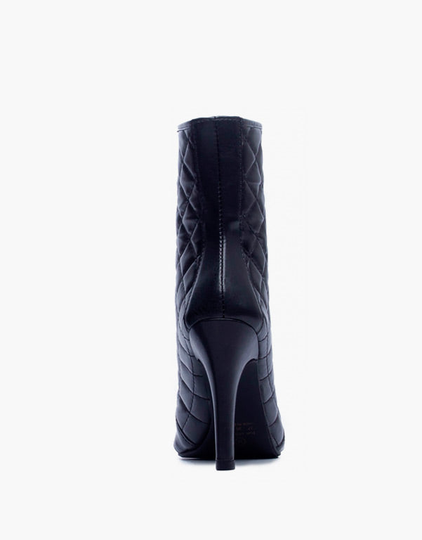 Bota Bico Fino Matelassê Preto - www.tpmdeofertas.com.br